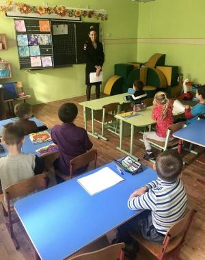 Сотрудники ГИБДД провели урок в школе поселка Донское
