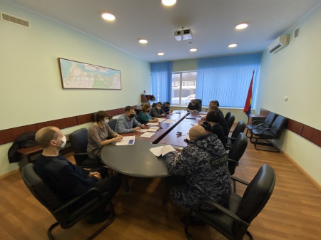 В  администрации МО «Светлогорский городской округ» 21 декабря 2021 года под председательством главы администрации В.В. Бондаренко состоялось очередное заседание антитеррористической комиссии.